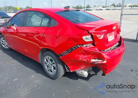 2019 Chevrolet Cruze Ls z USA, uszkodzony, nr VIN 1G1BC5SM8K7130656